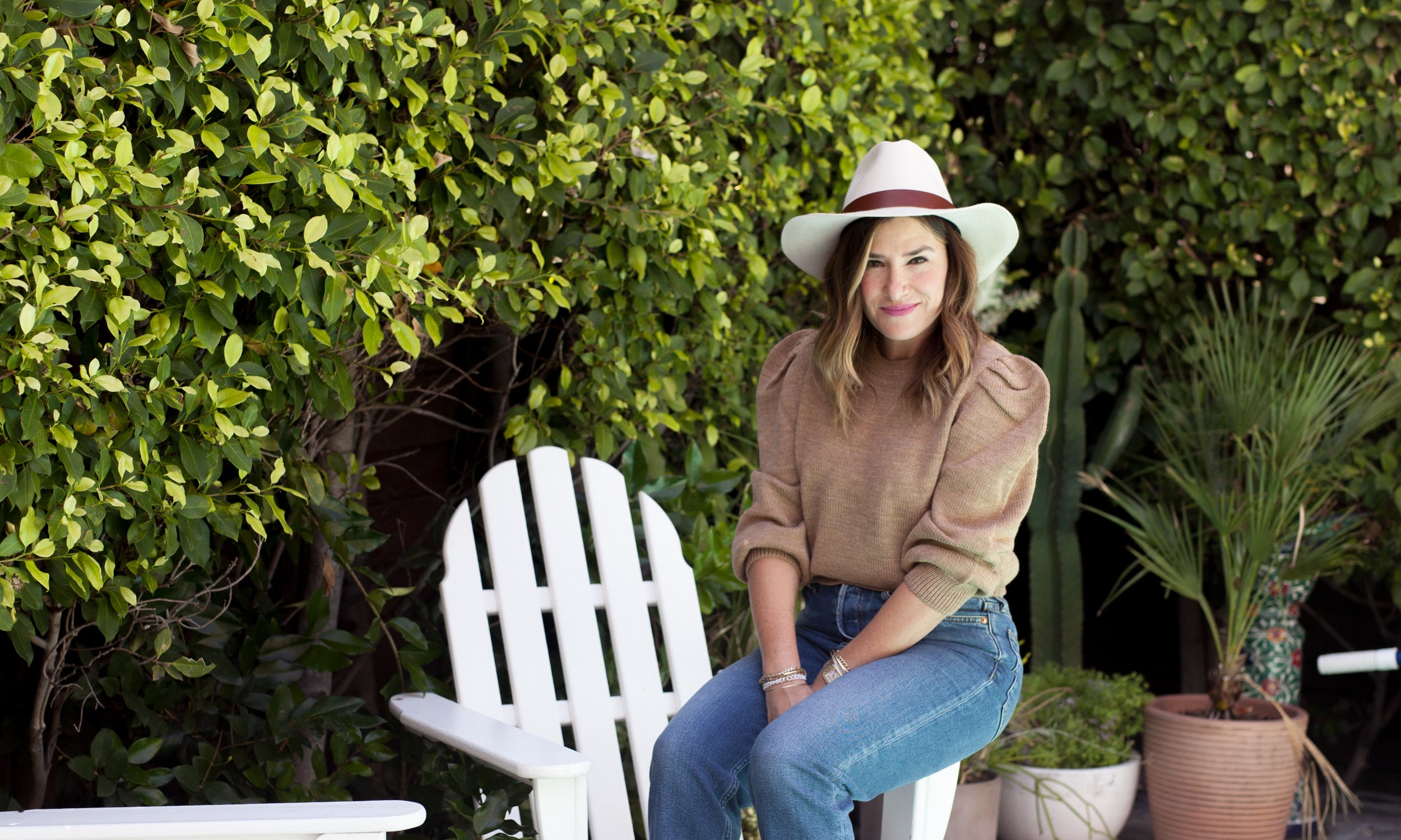 FRĒDA Woman: Alli Webb