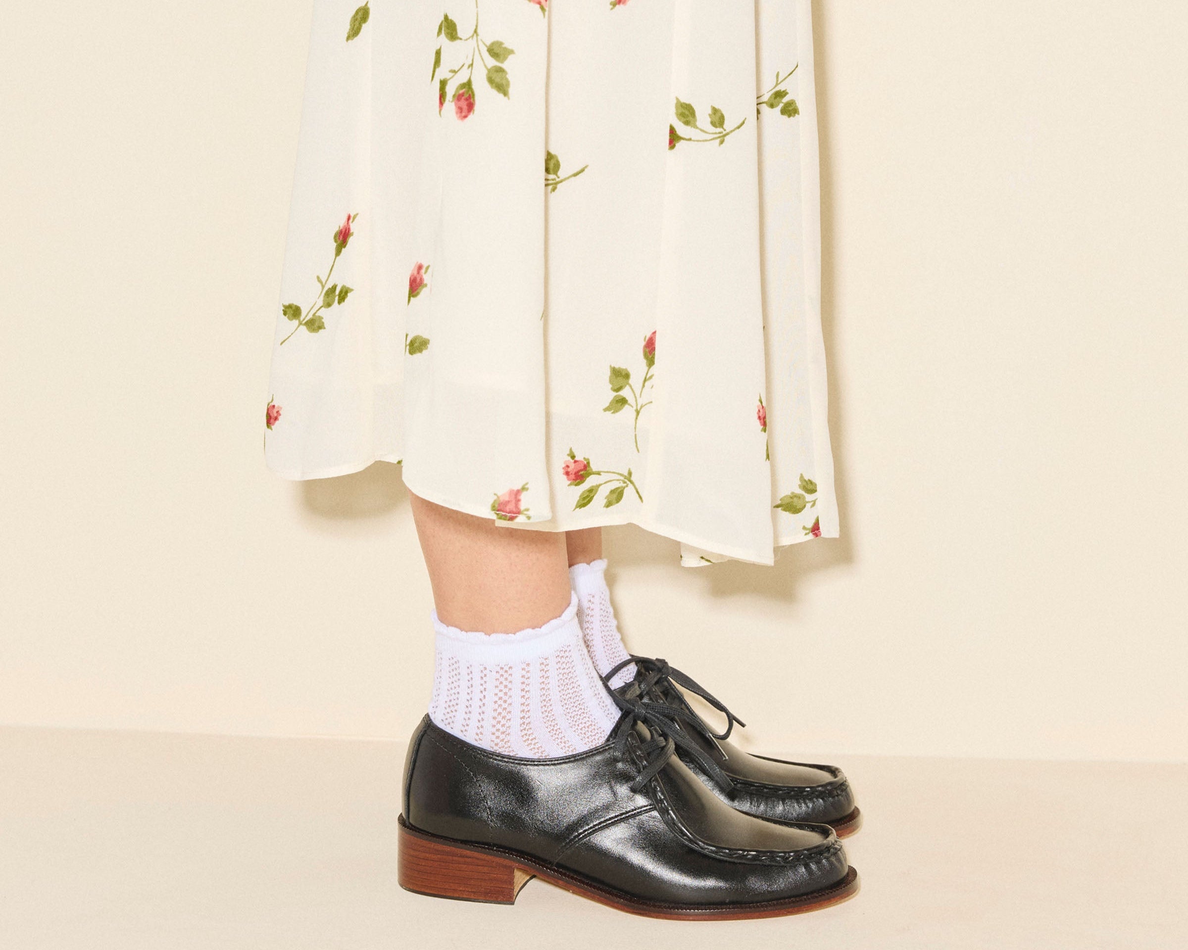 ANNA derby loafer in black calf leather, on figure