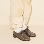 ANNA derby loafer in shiitake calf leather, on figure