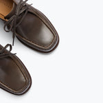 ANNA derby loafer in shiitake calf leather, detail view