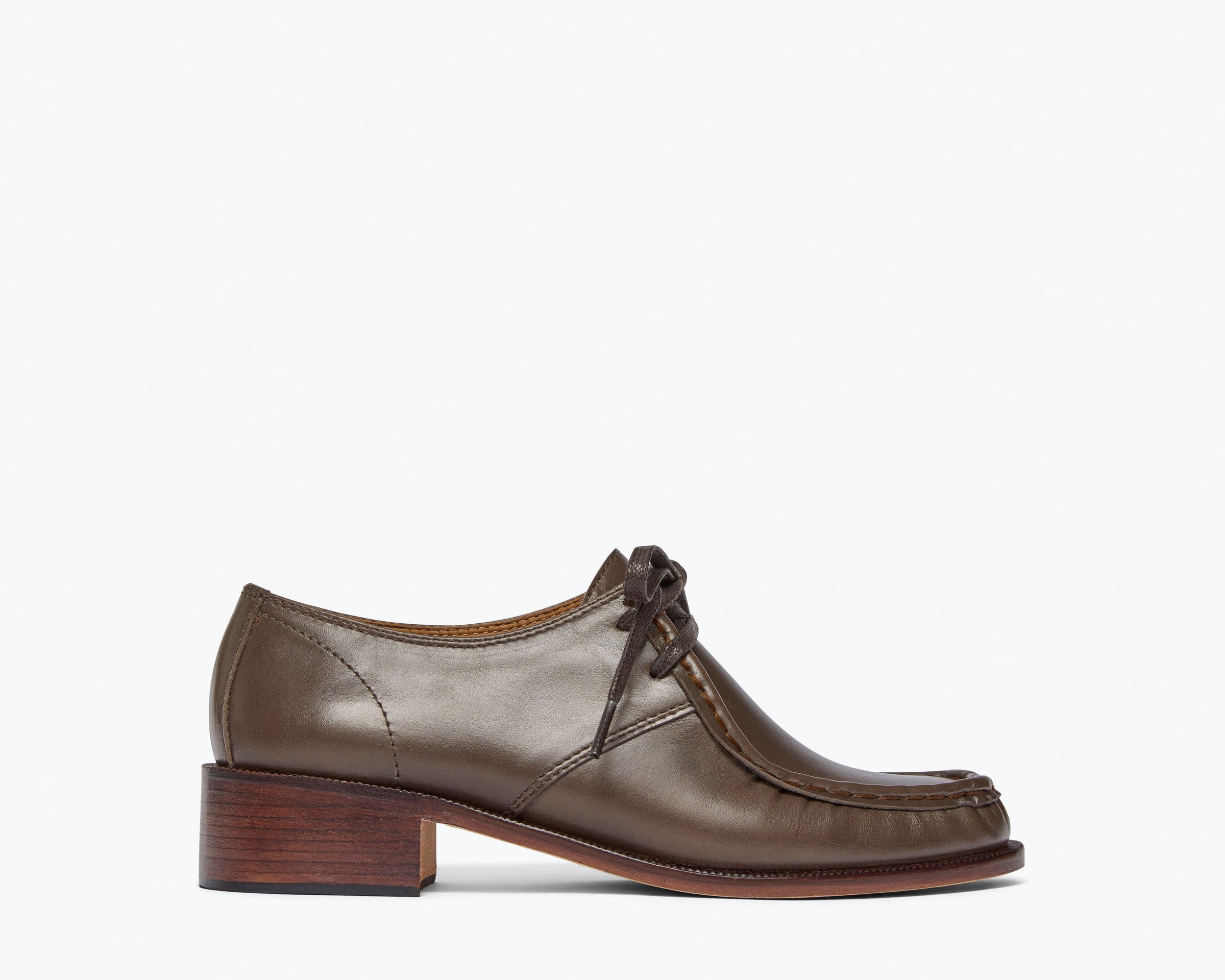 ANNA derby loafer in shiitake calf leather, front view