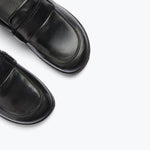 ELLEN footbed mule in black calf leather, detail view