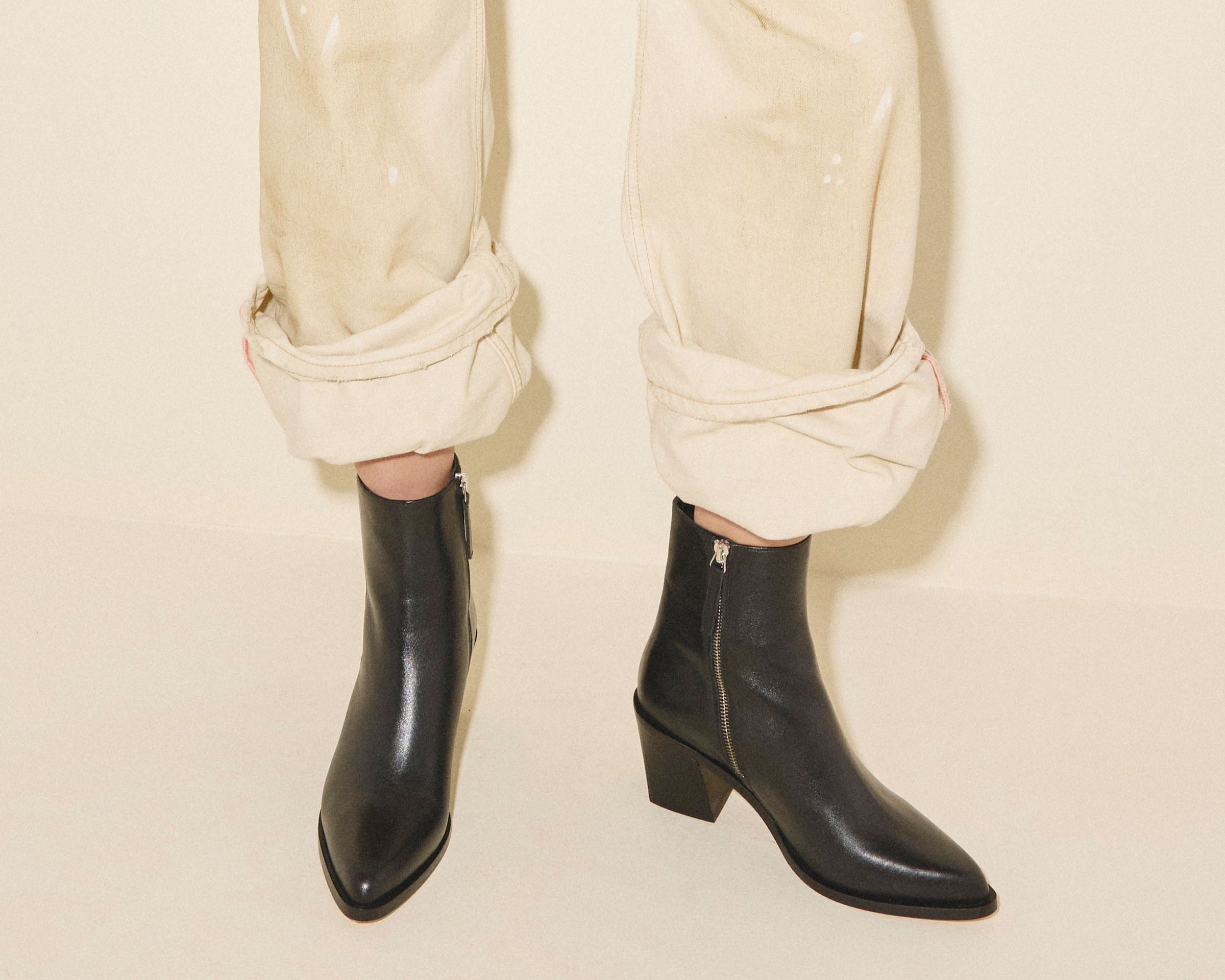 LACEY boot in black calf, on figure