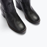 NAN boot in black buffalo, detail view