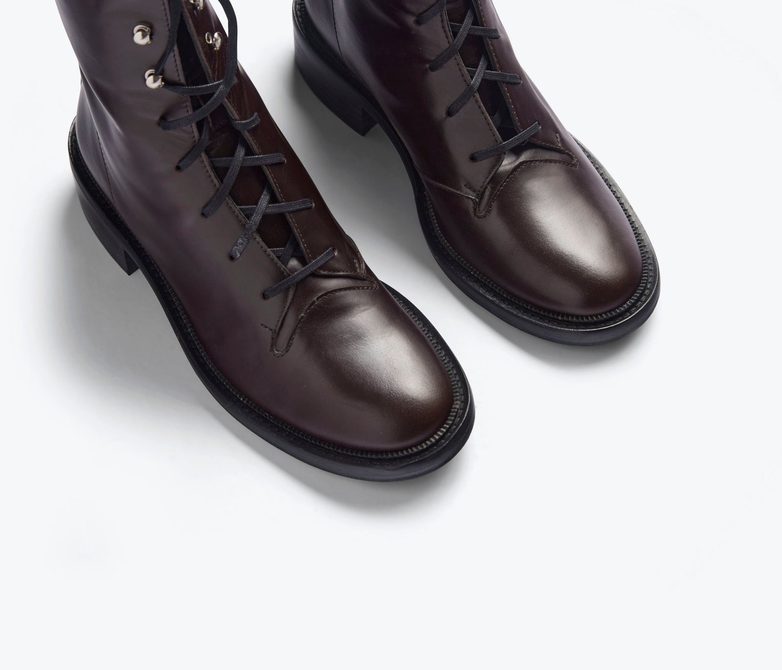 Ross black boots shop