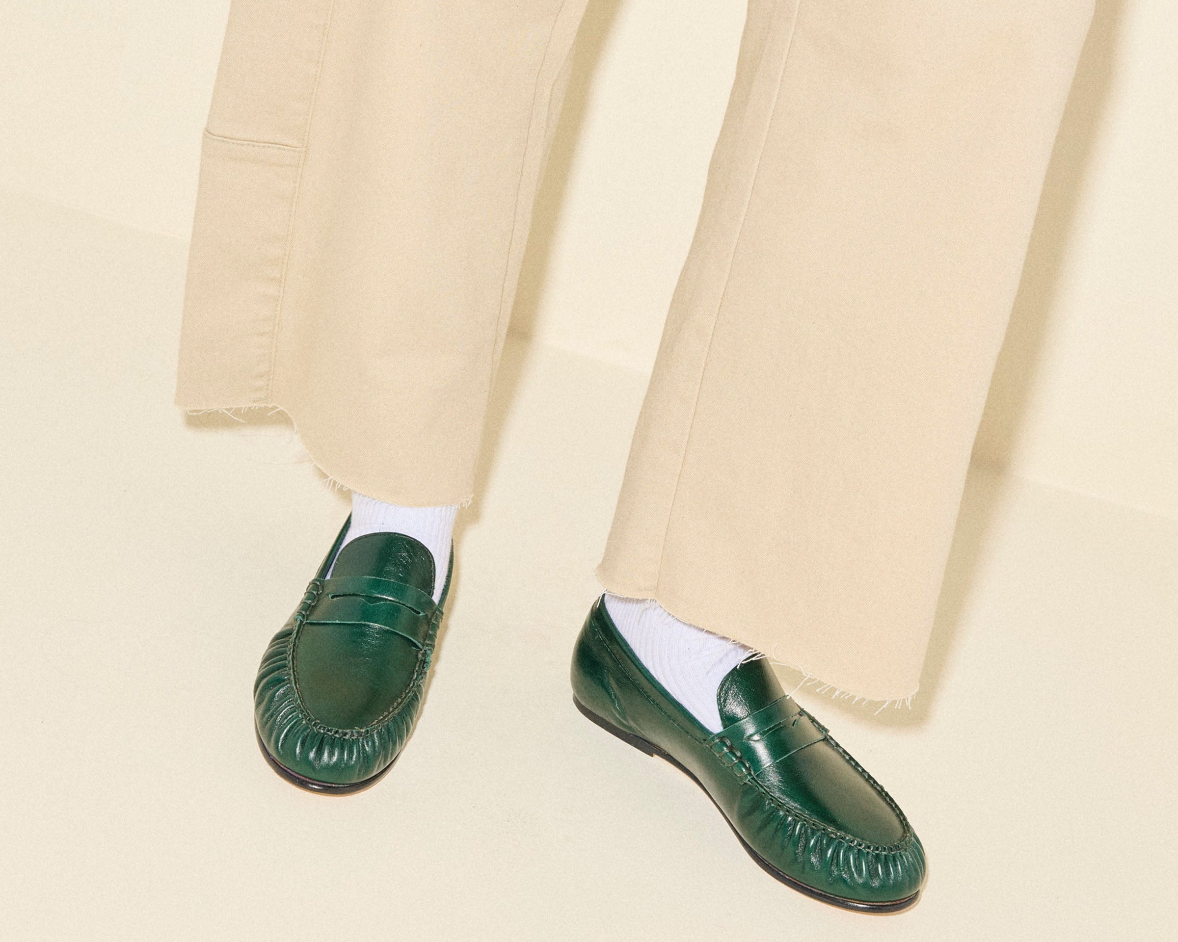 SYDNEY ruched penny loafer in everest crinkle calf leather, on figure
