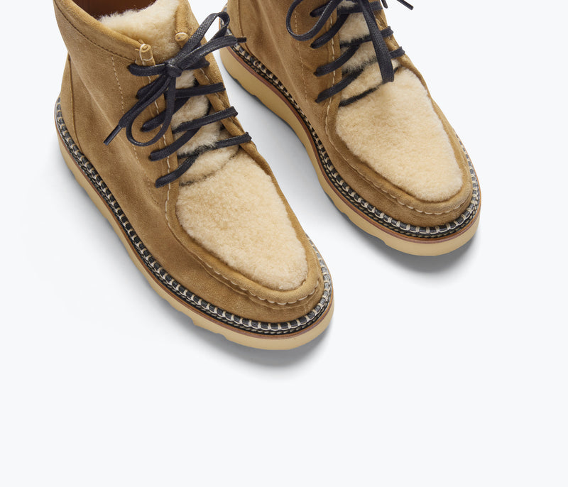 WINNIE WALLABEE BOOT